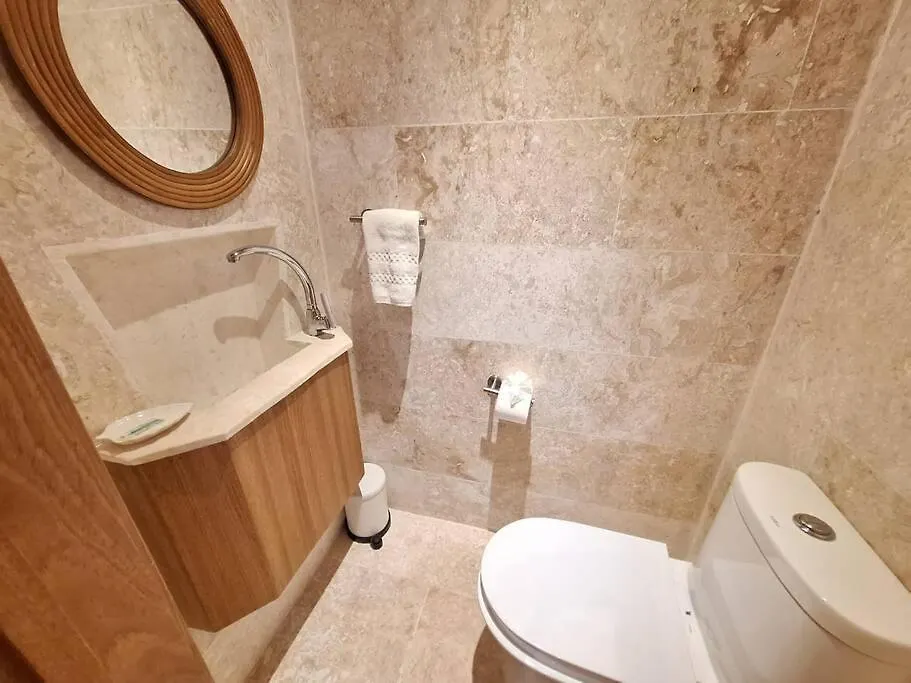 Luxury Apartment For 4 In Center لاس تاريناس 0*,